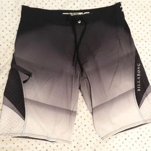 Billabong boardshorts